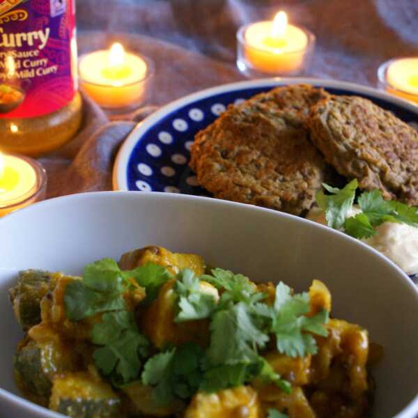 'Smak curry' - paneer w warzywnym łagodnym curry i aloo tikki