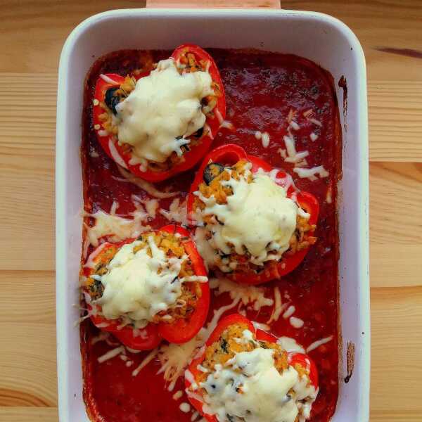 Papryka faszerowana mięsem mielonym i warzywami / Stuffed Bell Peppers with Ground Meat and Vegetables