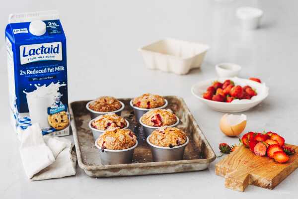 Sky-High Strawberry Muffin Recipe