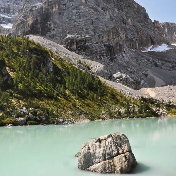 TOP 3 niesamowite jeziora północnych Włoch - Lago di Braies, Lago di Sorapis, Laghi di Fusine