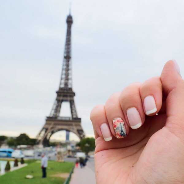 French z Wieżą Eiffel'a