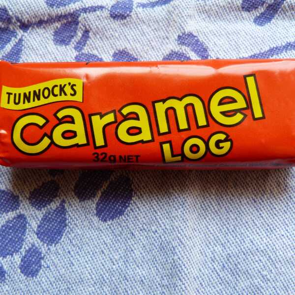 Tunnock's Caramel Log