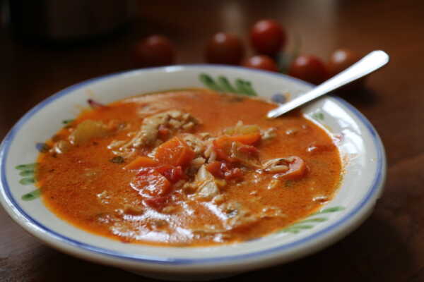 Ekspresowa zupa pomidorowa, resztkach :)