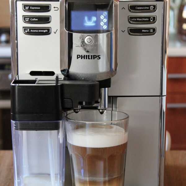 Ekspres PHILIPS 5000 model EP5363/10 - recenzja mojego wymarzonego ekspresu do kawy