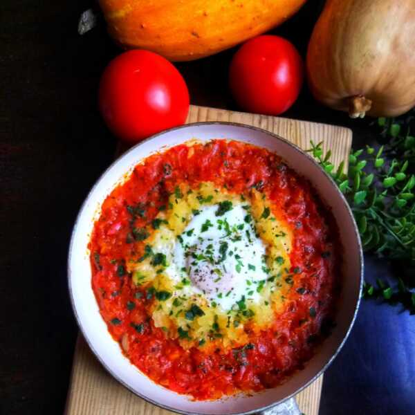 Shakshouka (szakszuka) z dynią makaronową