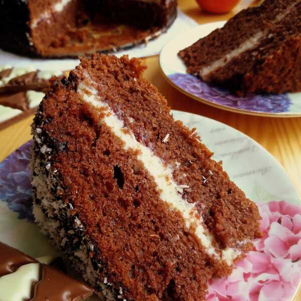 Czekoladowe ciasto z budyniem / Chocolate Cake with Pudding Filling
