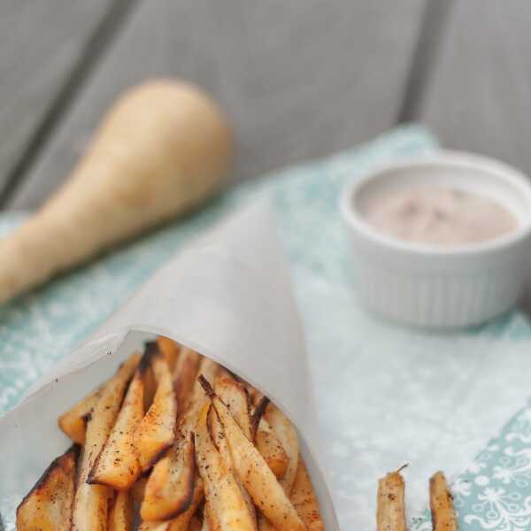 Spicy parsnip fries {Pikantne frytki z korzenia pietruszki}