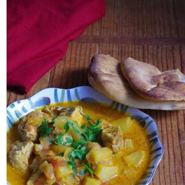 Curry z kurczaka z ananasem