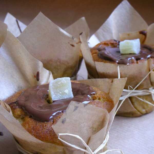Muffinek z konfiturą gruszkowo-imbirową