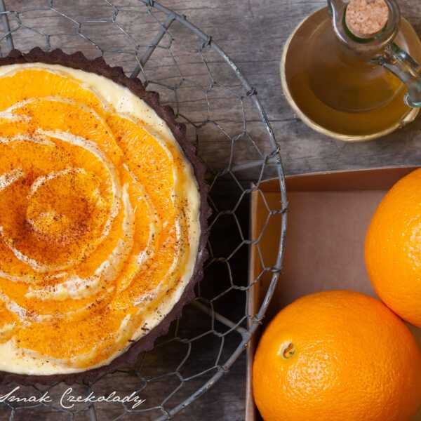 Tarta pomarańczowa na czekoladowym spodzie