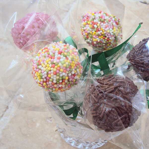 Cake pops - ciasteczkowe lizaki 