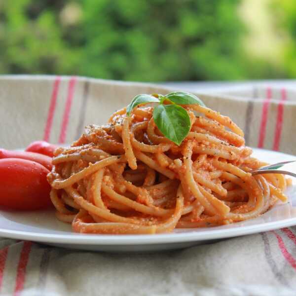 Najprostsze spaghetti na świecie (i jedno z lepszych) 