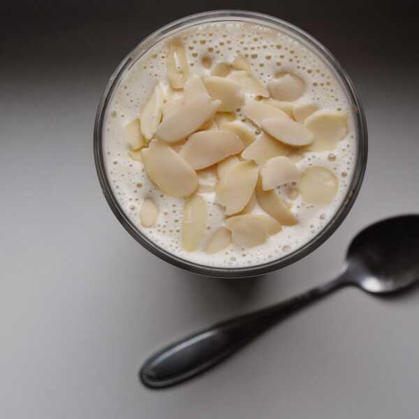 #156 smoothie Bananowo -migdałowy