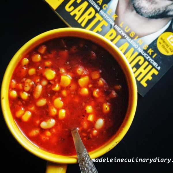 Expresowa zupa z pomidorów, fasoli i kukurydzy