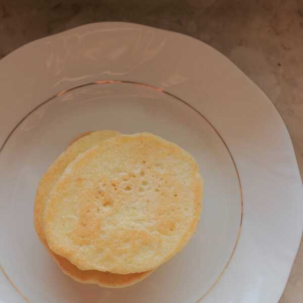 Pancakes z kaszy jaglanej dla przeziębionych bezglutenowców