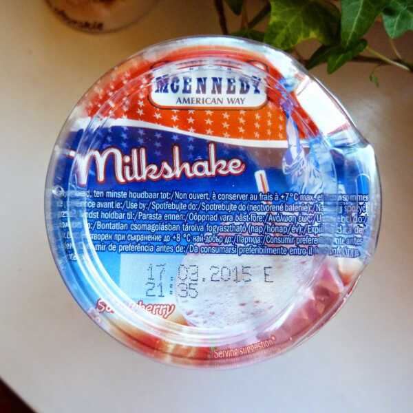 Milkshake truskawkowy McEnnedy Lidl (tydzień amerykański)