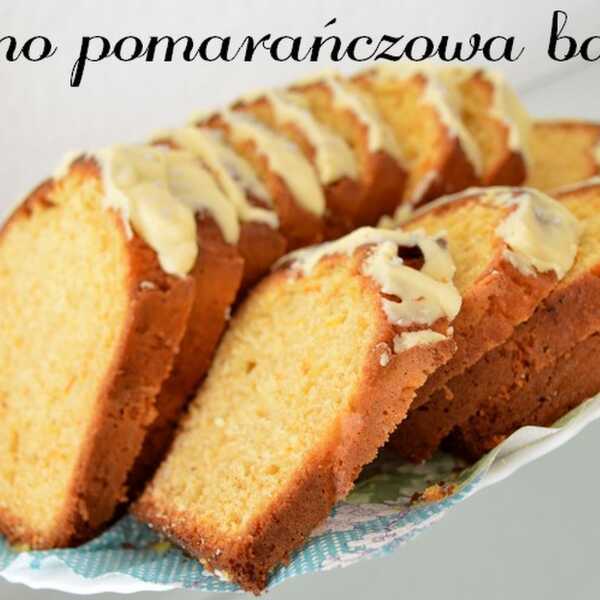 Babka mocno pomarańczowa.