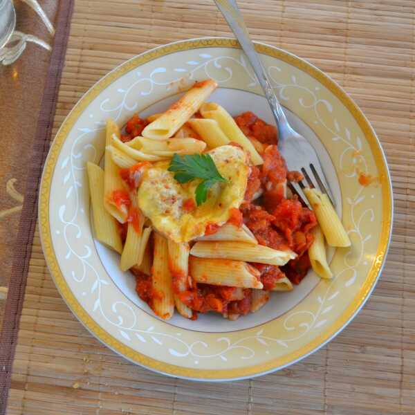 Makaron Arabiata - czyli penne z pomidorami - kochajmy kuchnie włoską :)
