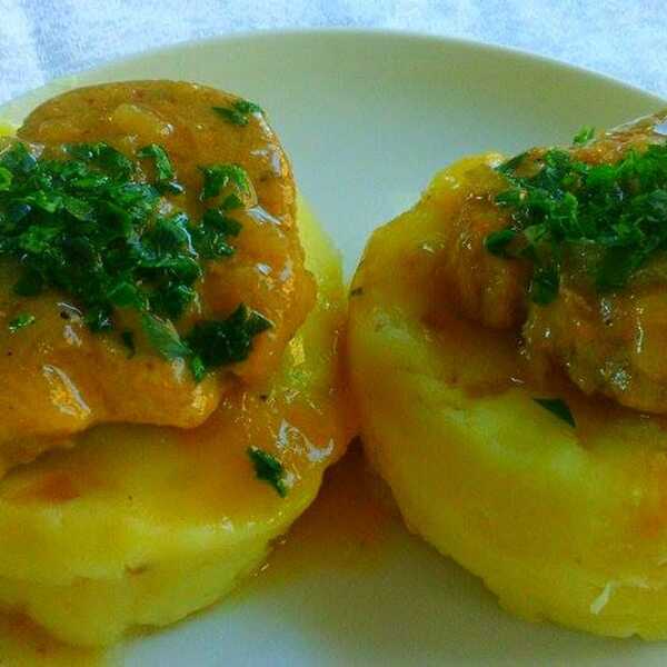 POLĘDWICZKI W MLEKU KOKOSOWYM I PURE KOKOSOWE