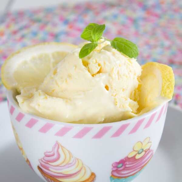 Lody cytrynowe z lemon curd