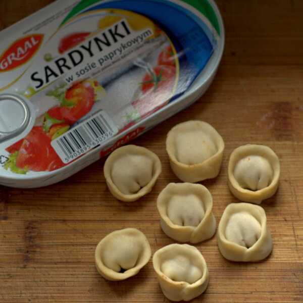 Tortellini z sardynkami