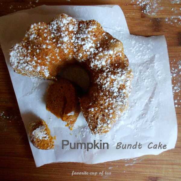 Pumpkin Bundt Cake (Babka Dyniowa)