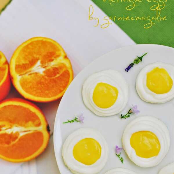 Meringue eggs