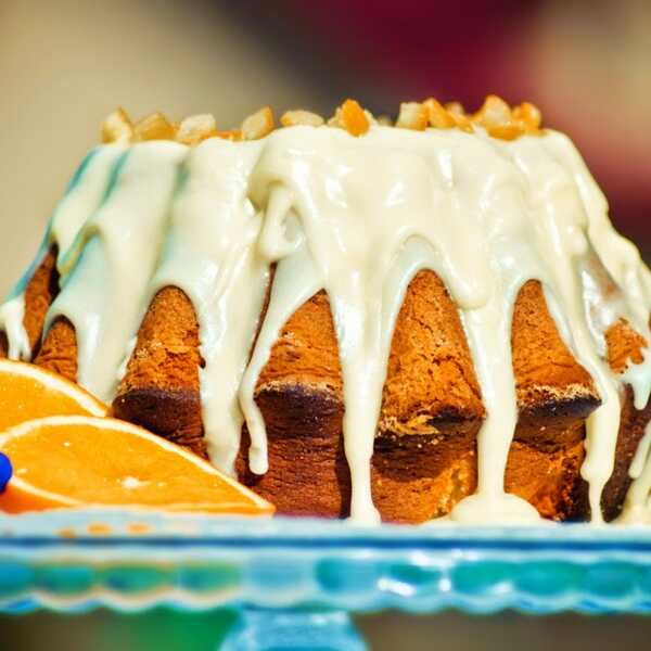 Pomarańczowa babka piaskowa