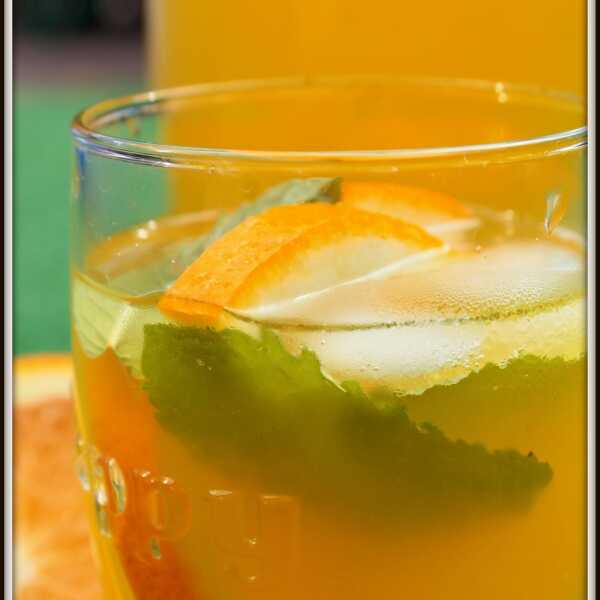 Lemoniada z pomarańczy / Lemoniade with oranges