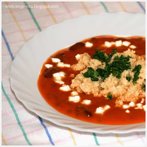 Zupa-krem z pomidorów z czerwoną fasolą i soczewicą