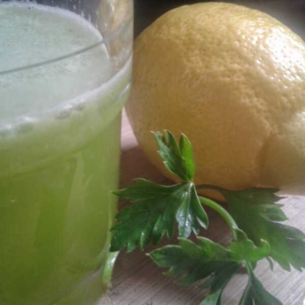 Napój z pietruszki / Parsley drink