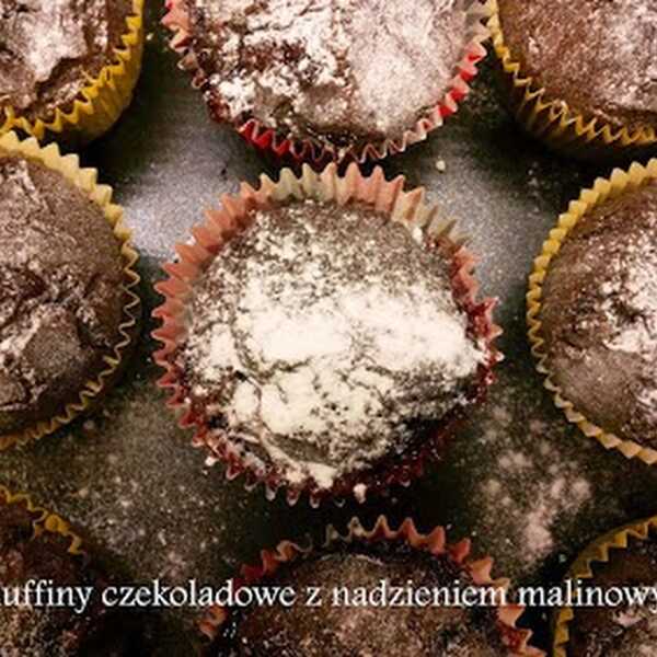 Muffiny czekoladowe z nadzieniem malinowym (Bez glutenu, mleka i jajek)