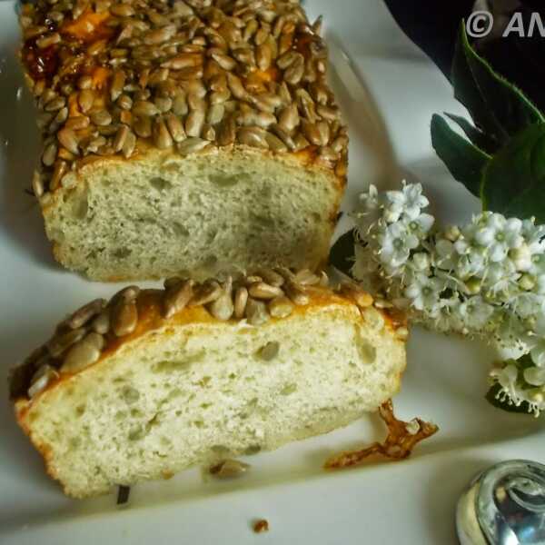 Chlebki pszenno-żytnie z otrębami gryczanymi - Wheat and rye bread with buckwheat bran - Pagnotte con segale e crusca di gran saraceno