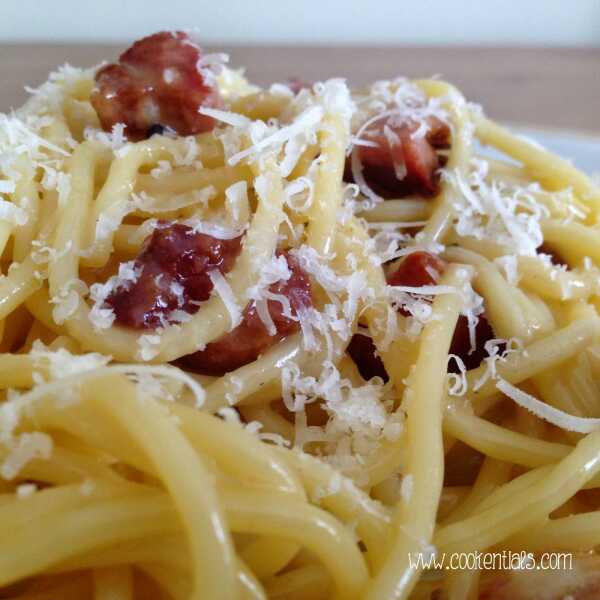 Jak zrobić spaghetti carbonara? Takie prawdziwe!