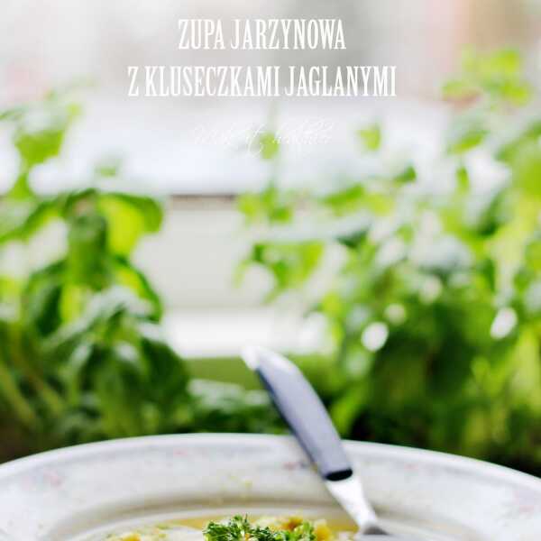 Zupa jarzynowa z kluseczkami jaglanymi, bez mięsa / Vegetable soup with small millet dumplings, without meat