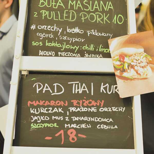 Jedzenie na kółkach, czyli o foodtruckach w Kato