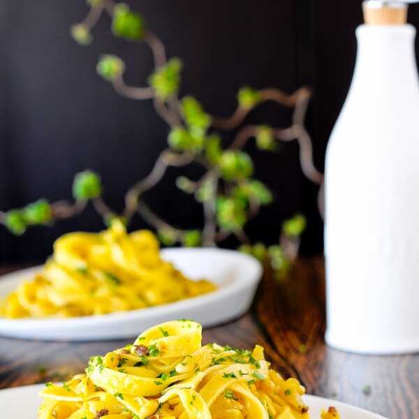 Sycylijski makaron z sardelami, czyli pasta con le sarde