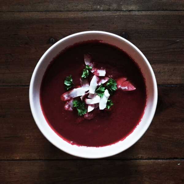 DIETETYCZNA ZUPA KREM Z BURACZKÓW I MLEKA KOKOSOWEGO / DIET COCONUT BEETROOT CREAM SOUP 