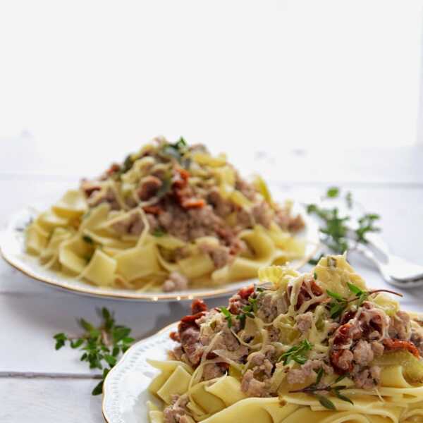 PAPPARDELLE RAGOUT BIANCO