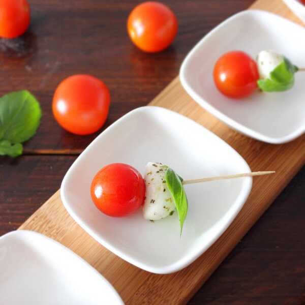 Koreczki caprese