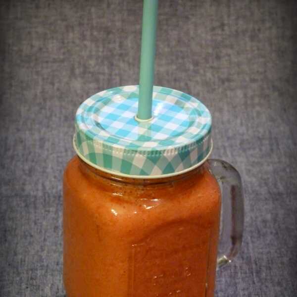 Smoothie #5: banan, malina, pomarańcza