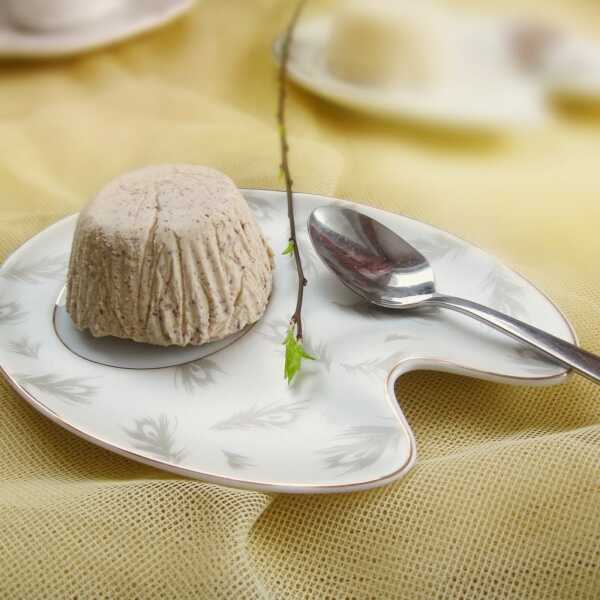 Błyskawiczne lody cappuccino z czekoladą i wódką