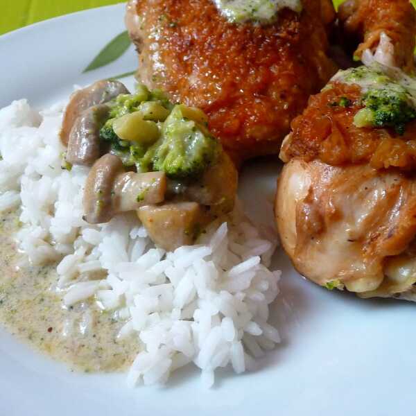 Kurczak w sosie brokułowym / Chicken in broccoli sauce 