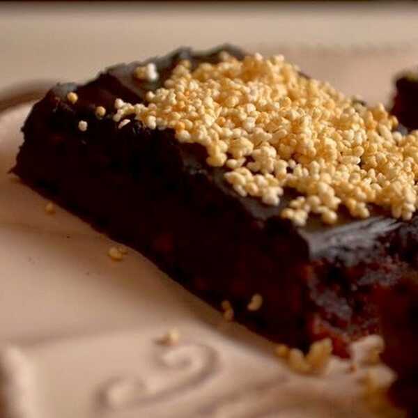 Czekoladowe ciasto z buraczków - burakowe brownie