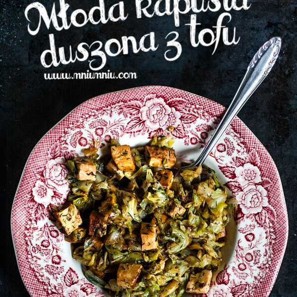 MŁODA KAPUSTA DUSZONA Z TOFU