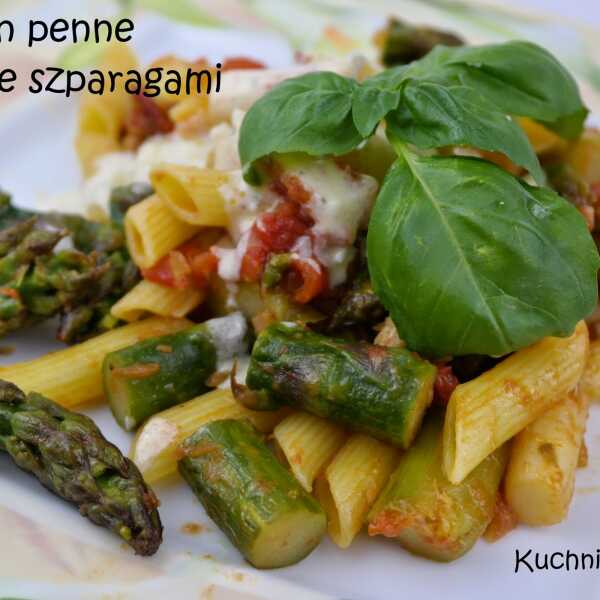 Makaron penne ze szparagami