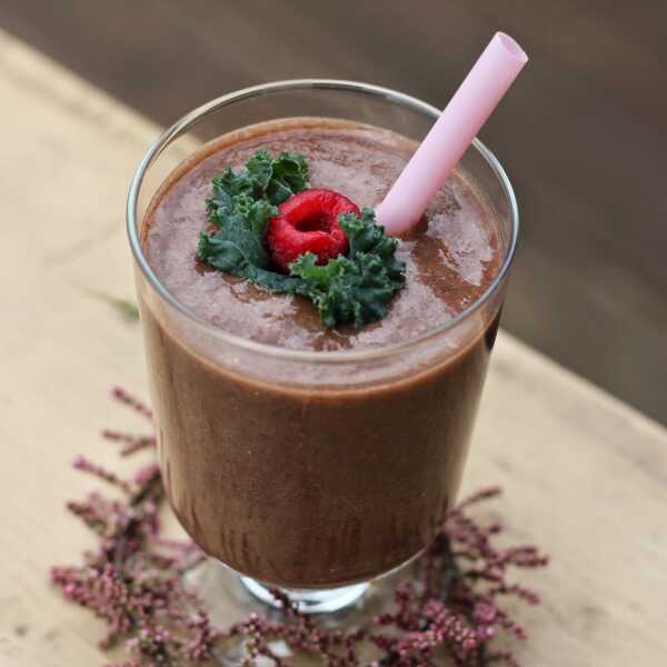 Koktajl Malina, Róża & Jarmuż / Raspberry, Rose & Kale Smoothie (raw vegan)