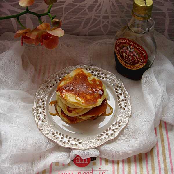 BANANOWE PANCAKES