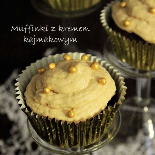 Muffinki z kremem kajmakowym