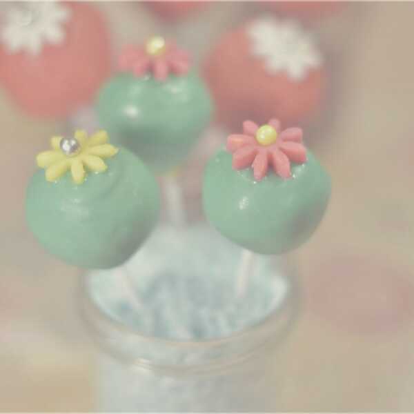 Urodzinowe cake pops